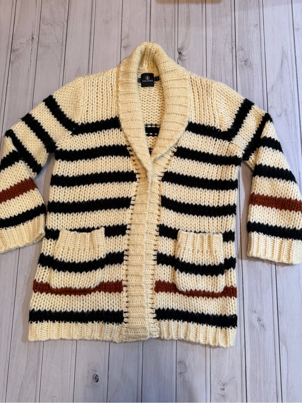 Volcom cream black rust chunky loose knit oversized cardigan. Size XL